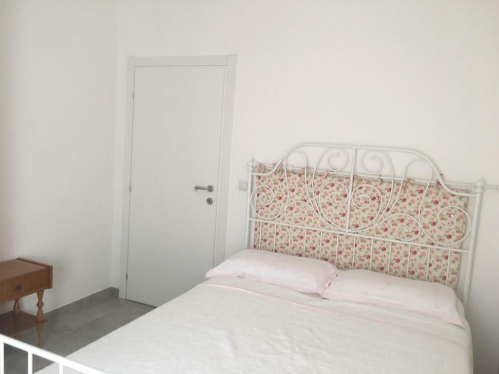 Ferienwohnung Casa Leo Fossombrone Exterior foto